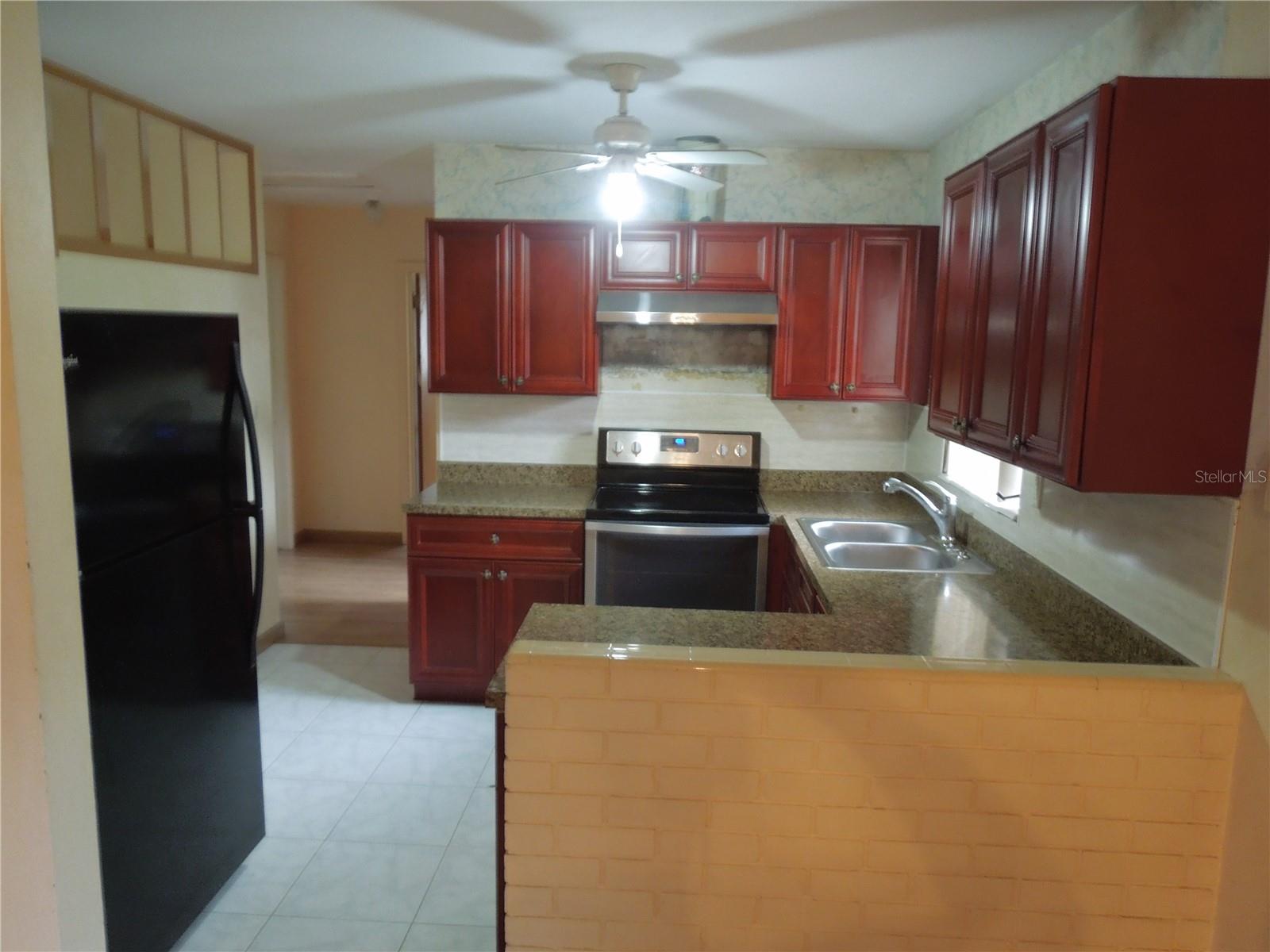 7500 16TH ST N, ST PETERSBURG, FL, 33702