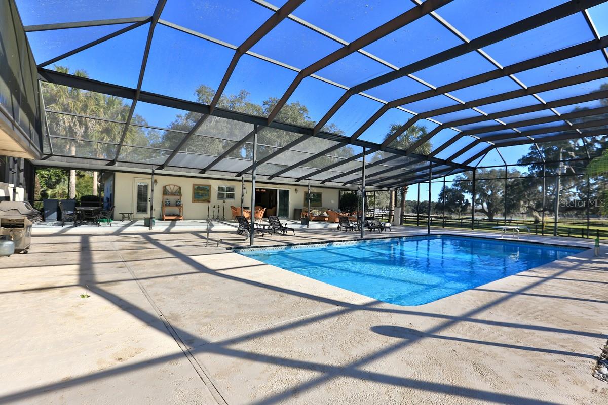 OM692861 Property Photo