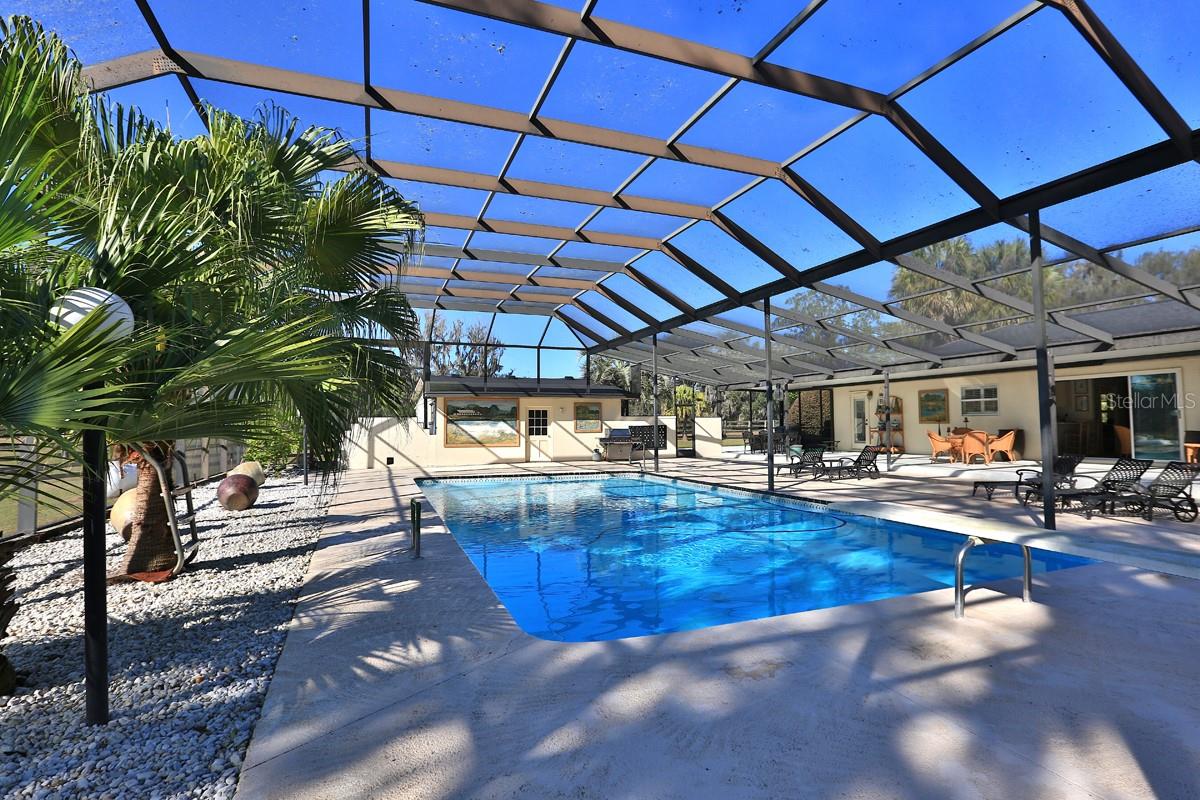 OM692861 Property Photo