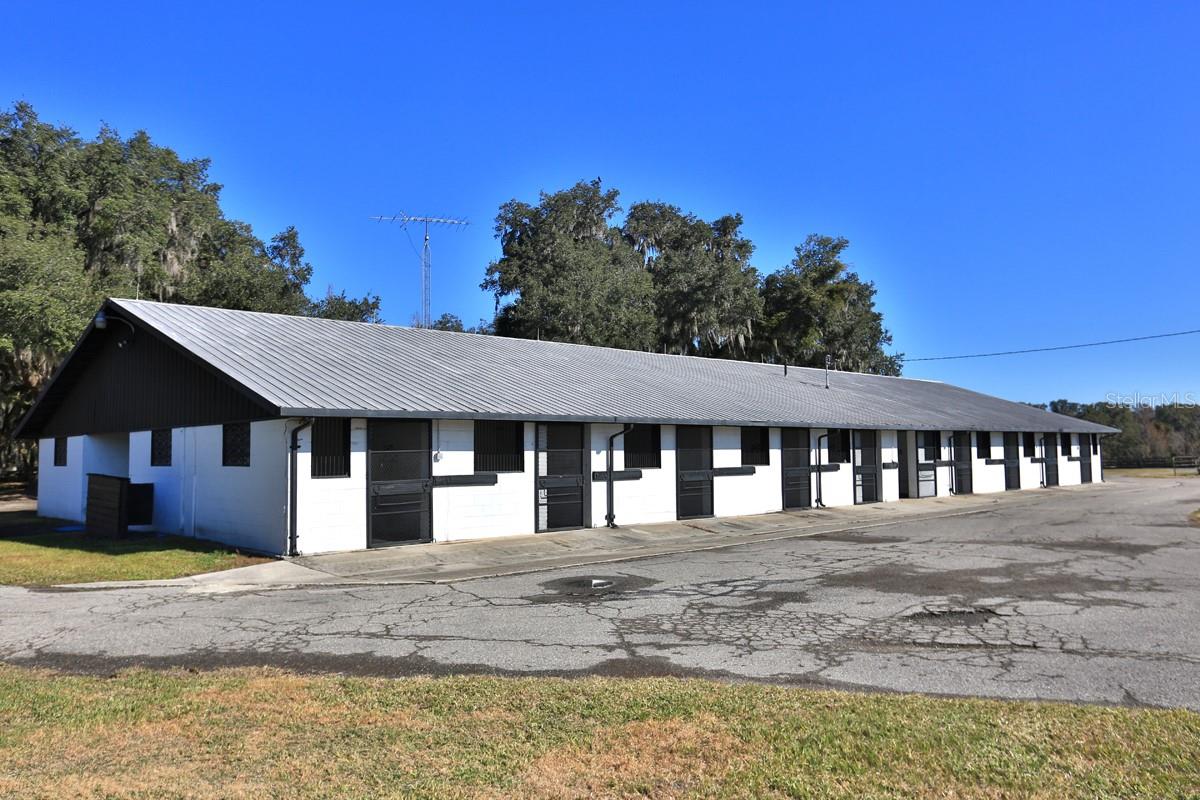 OM692861 Property Photo