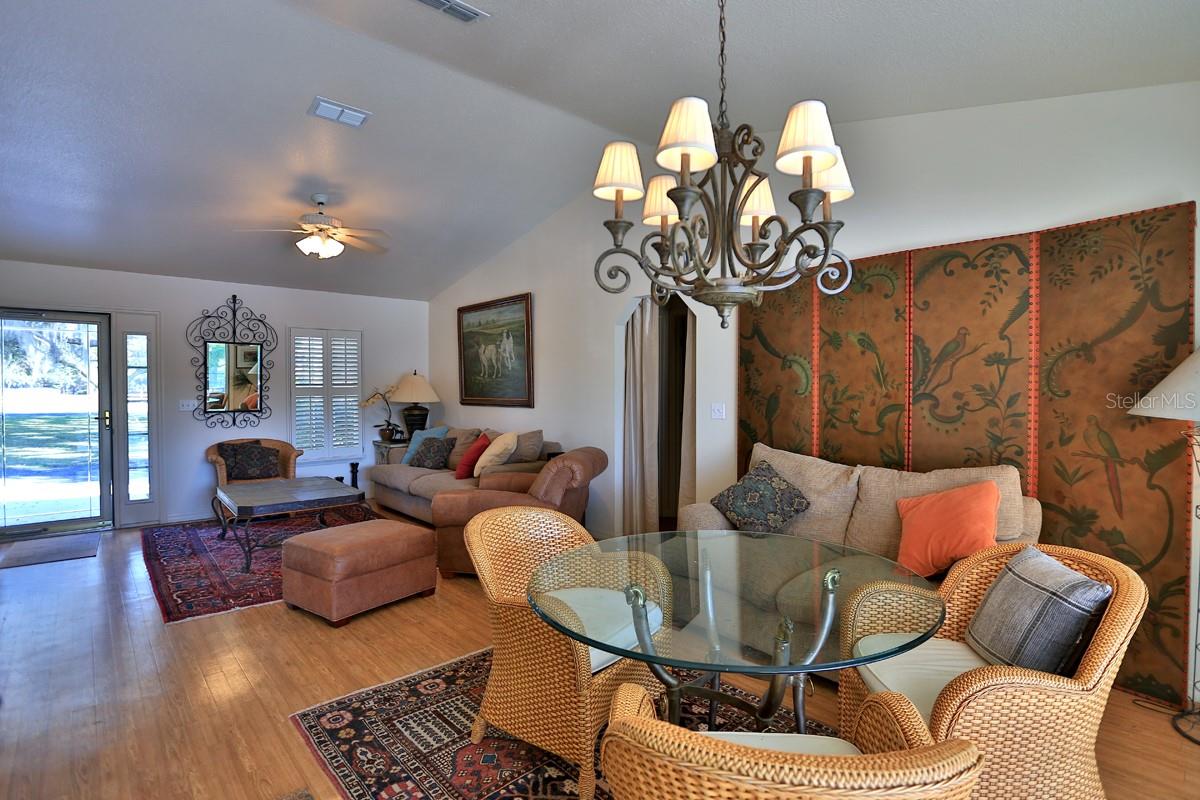 OM692861 Property Photo