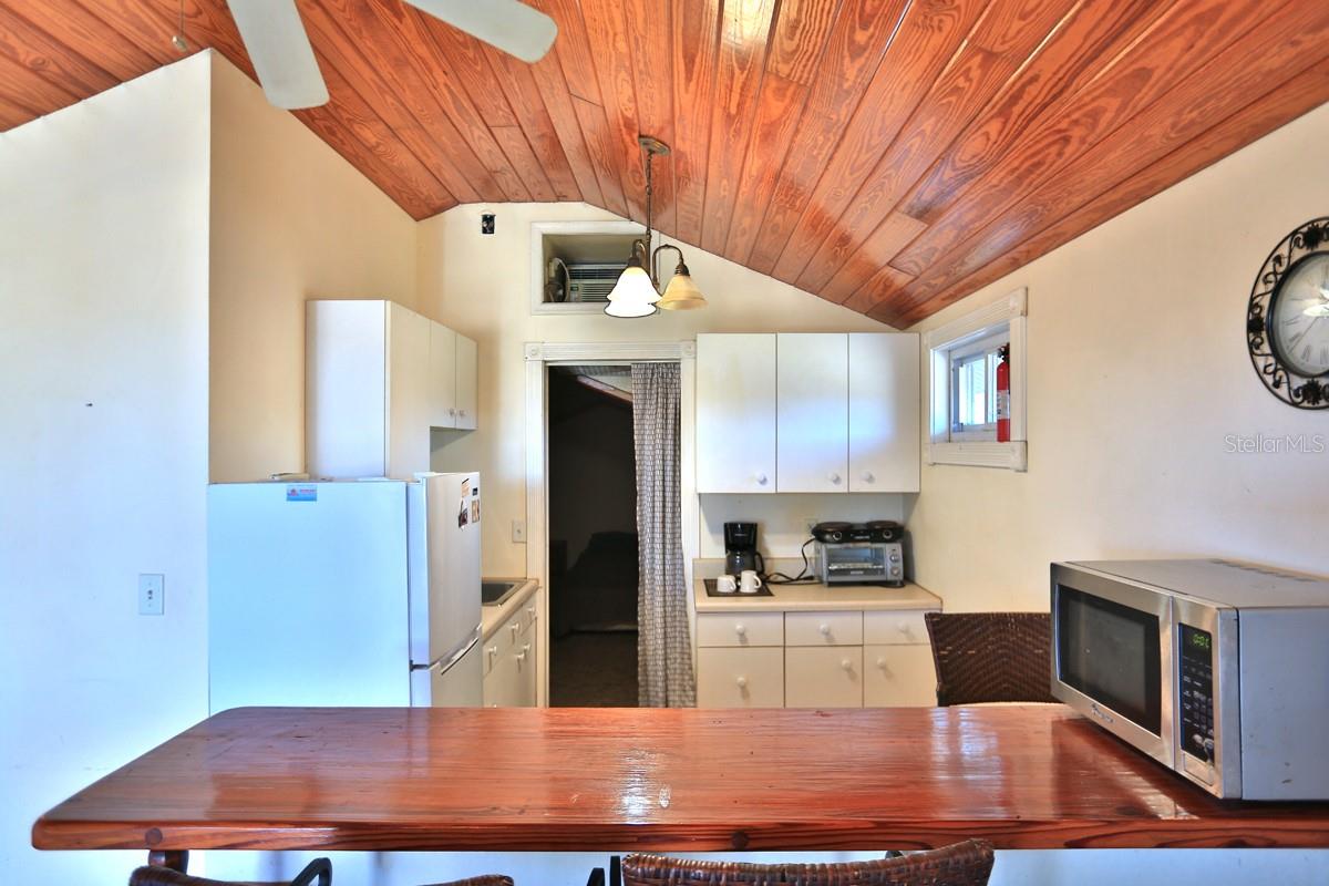 OM692861 Property Photo