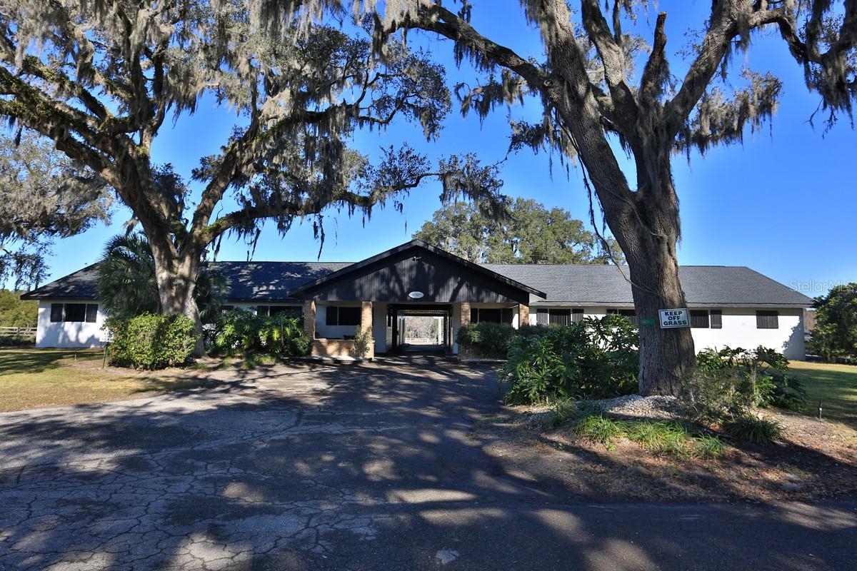 OM692861 Property Photo