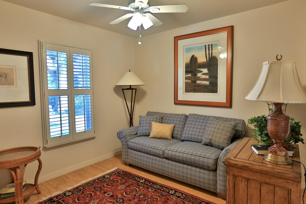 OM692861 Property Photo