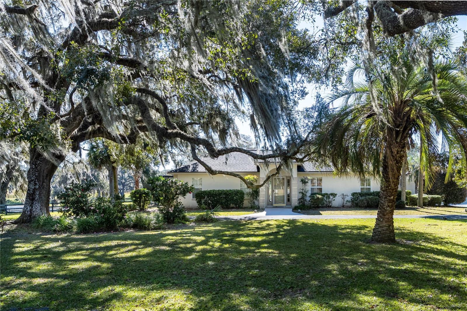 OM692861 Property Photo