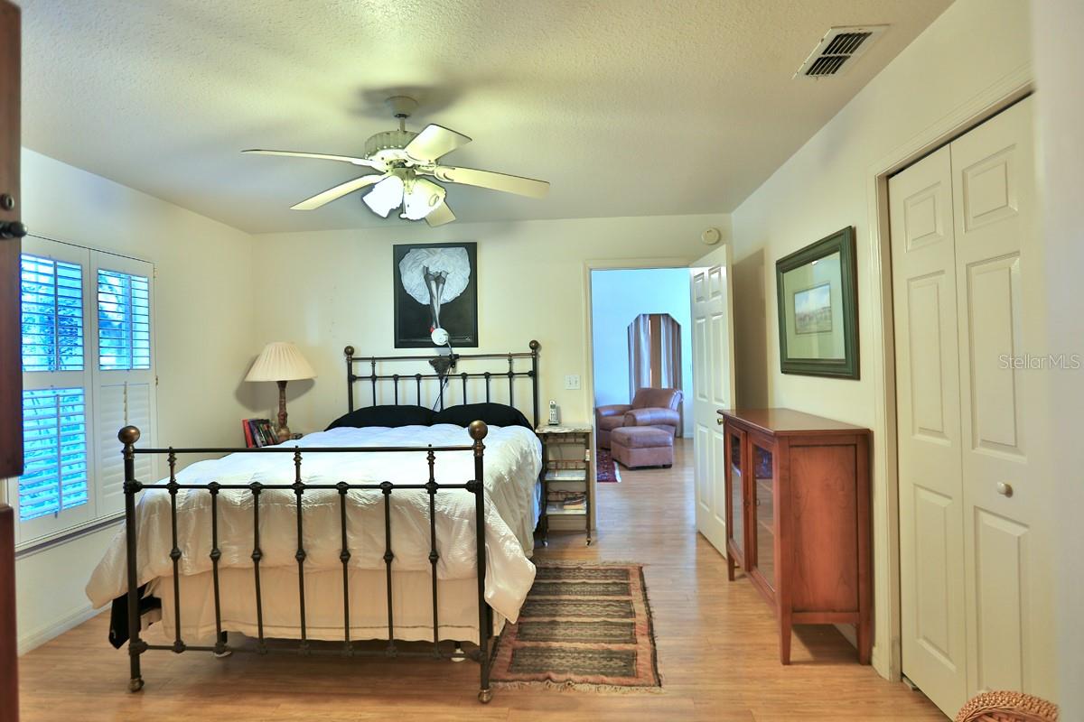 OM692861 Property Photo