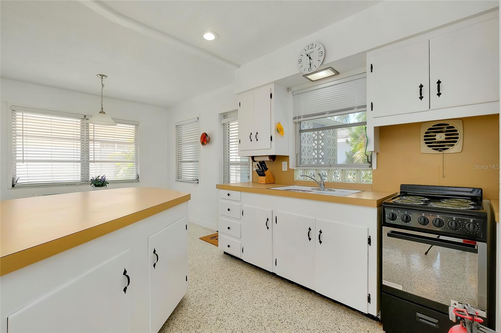 533 GRANADA AVE ##531, #533, #535, VENICE, FL, 34285