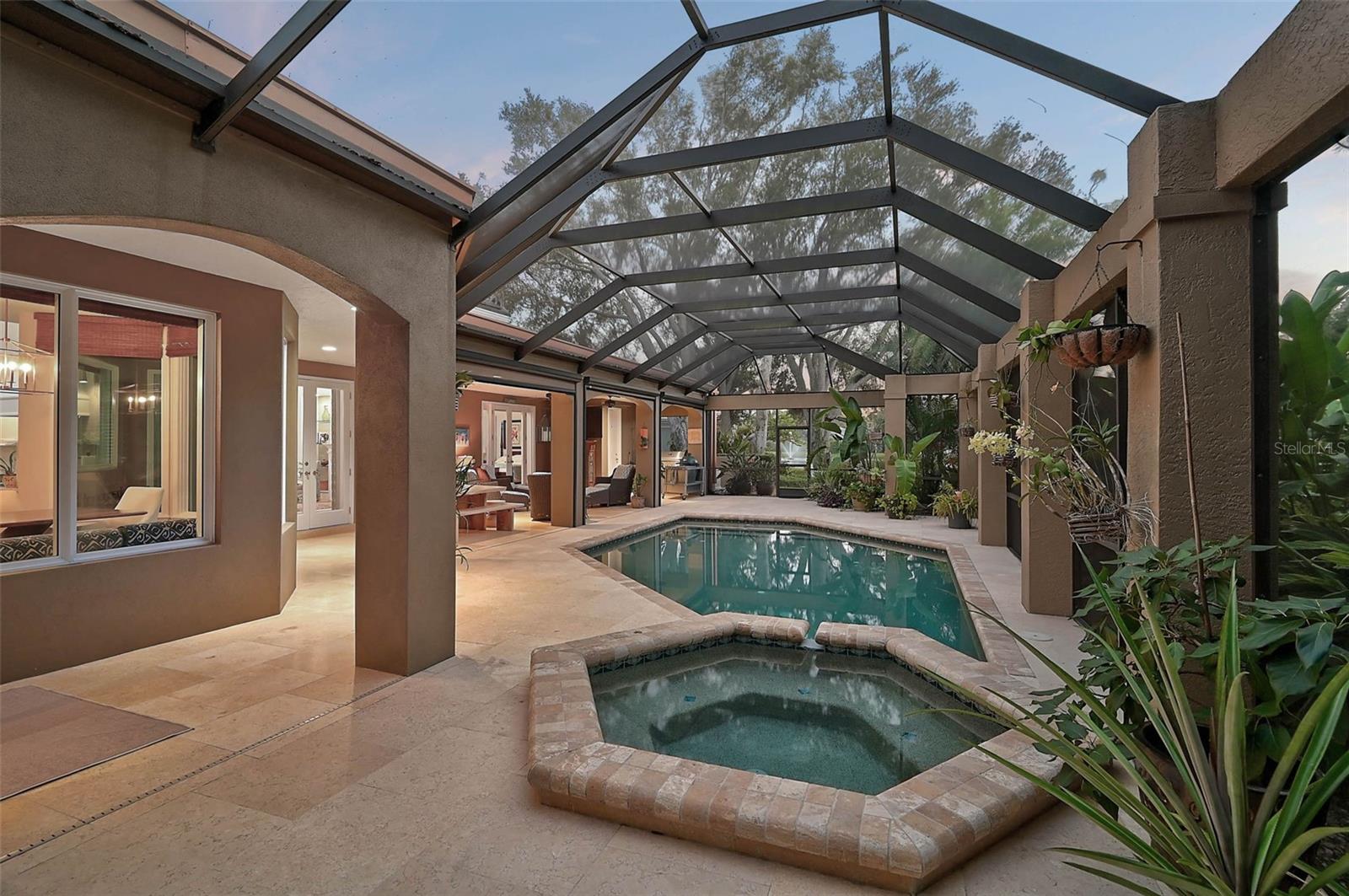 A4635707 Property Photo