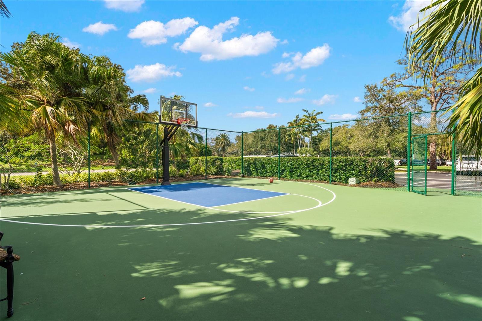 385 N POINT RD #402, OSPREY, FL, 34229