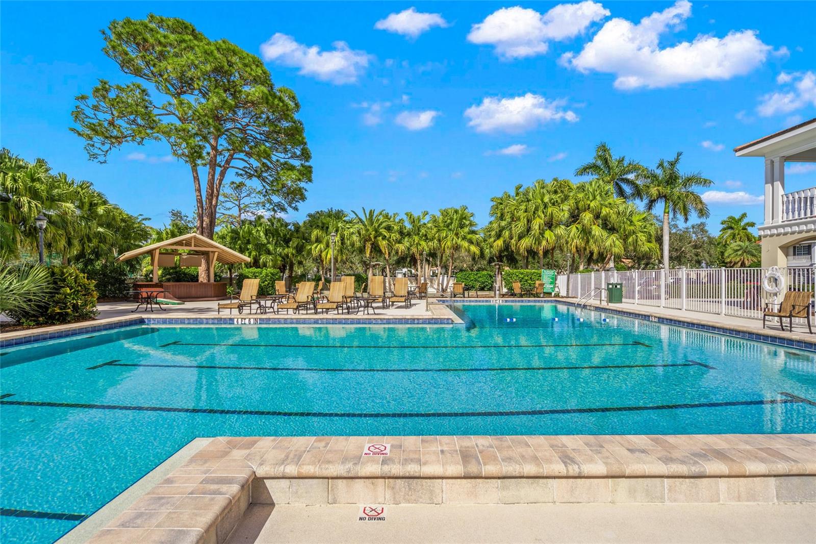 385 N POINT RD #402, OSPREY, FL, 34229