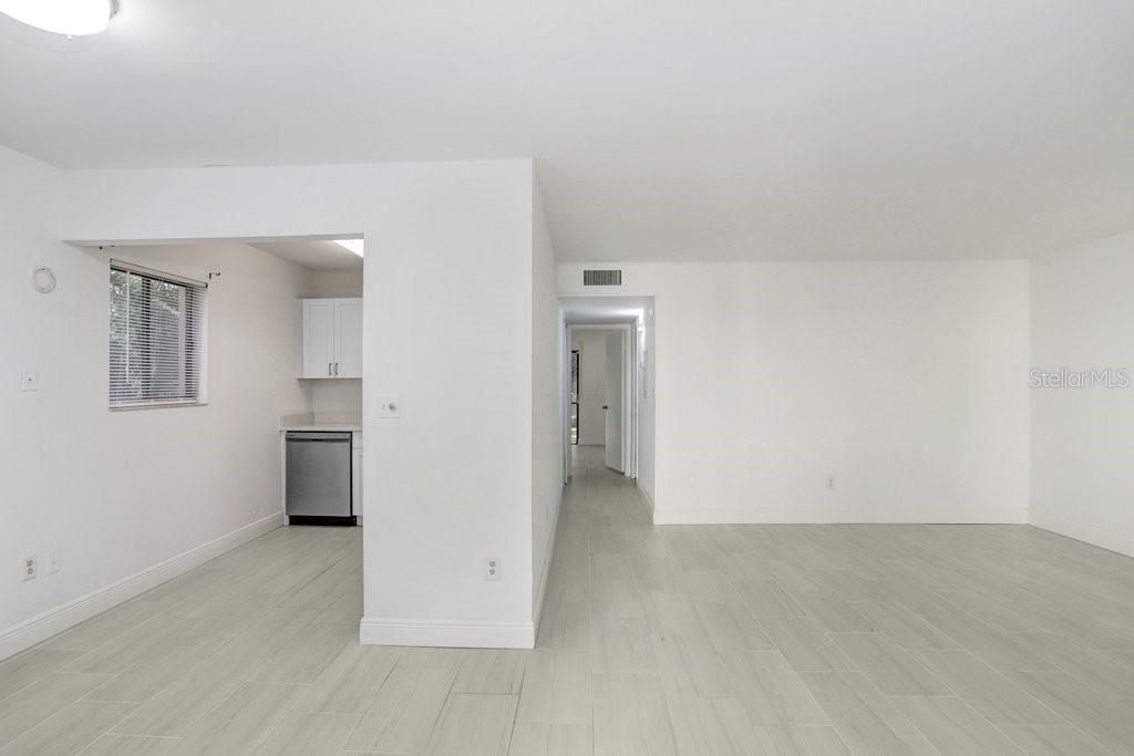 11803 RAINTREE LAKE LN #A, TAMPA, FL, 33617