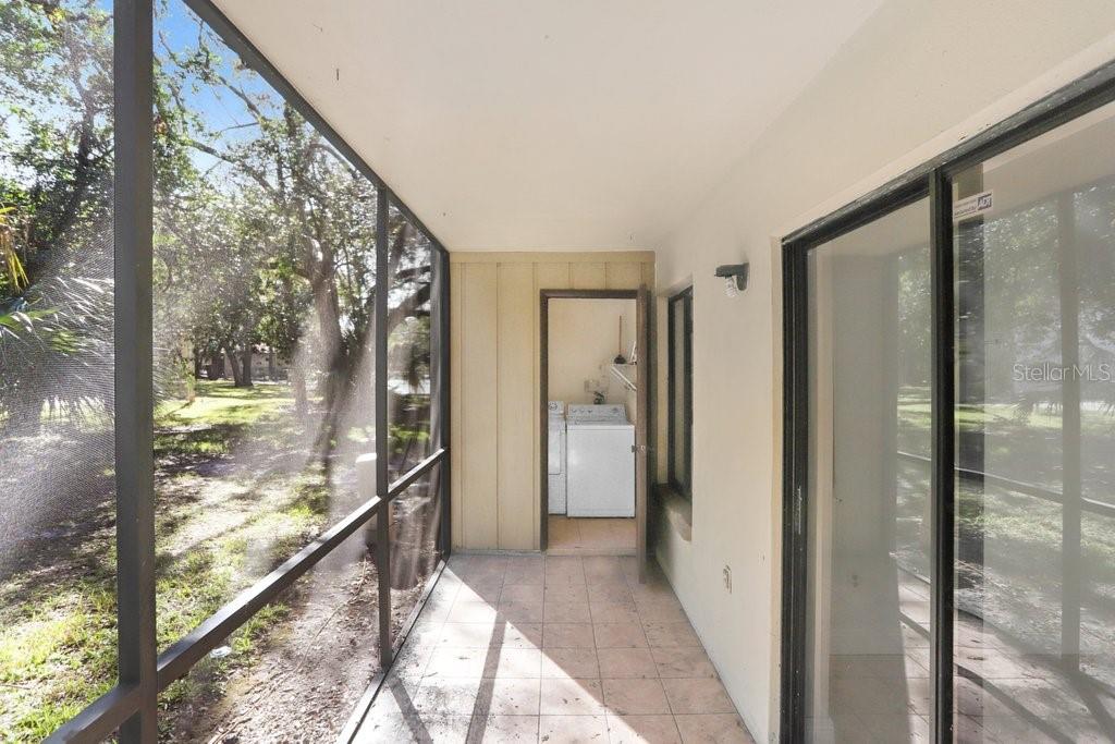 11803 RAINTREE LAKE LN #A, TAMPA, FL, 33617