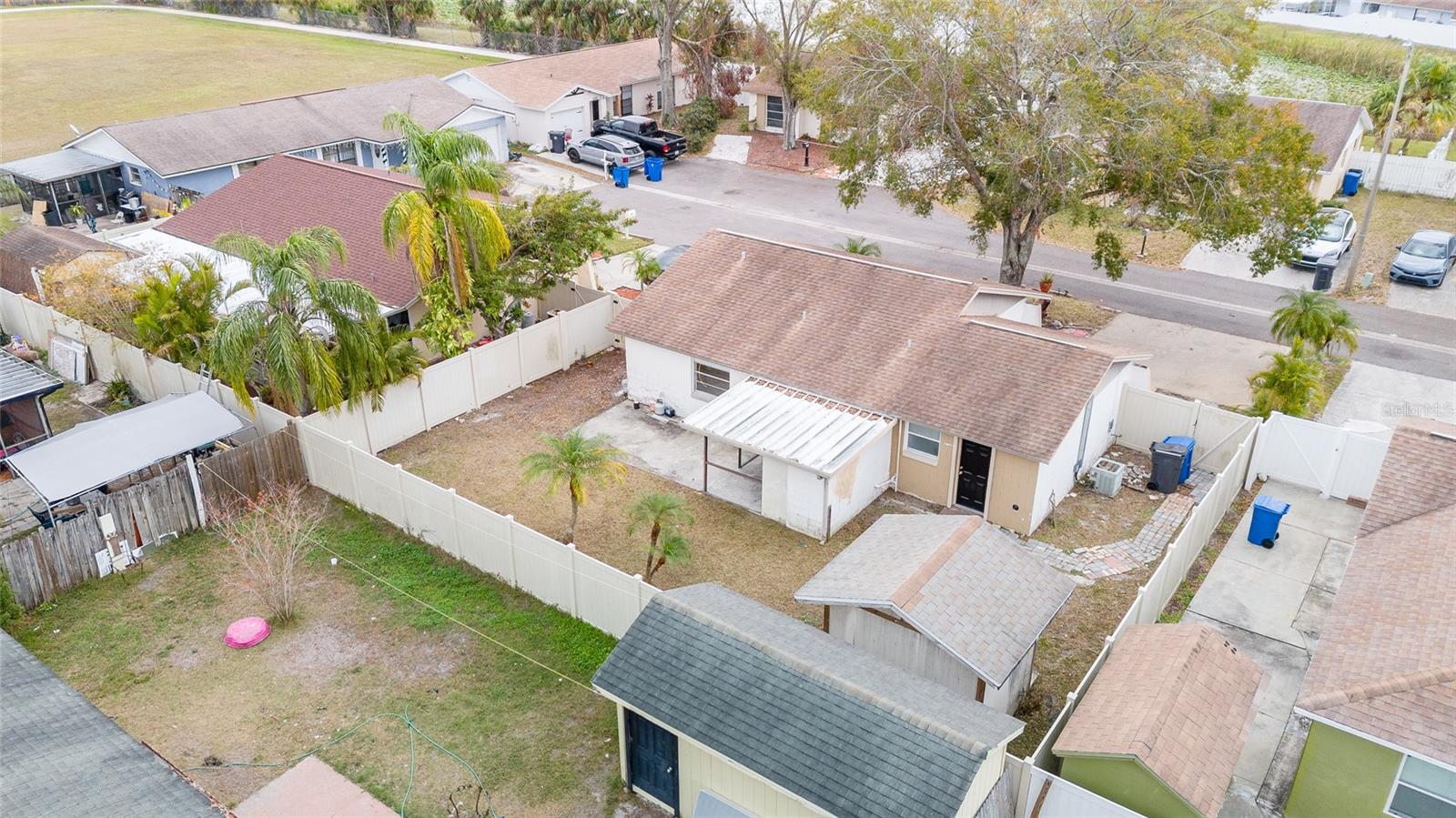 10205 BELLHURST CT, TAMPA, FL, 33615