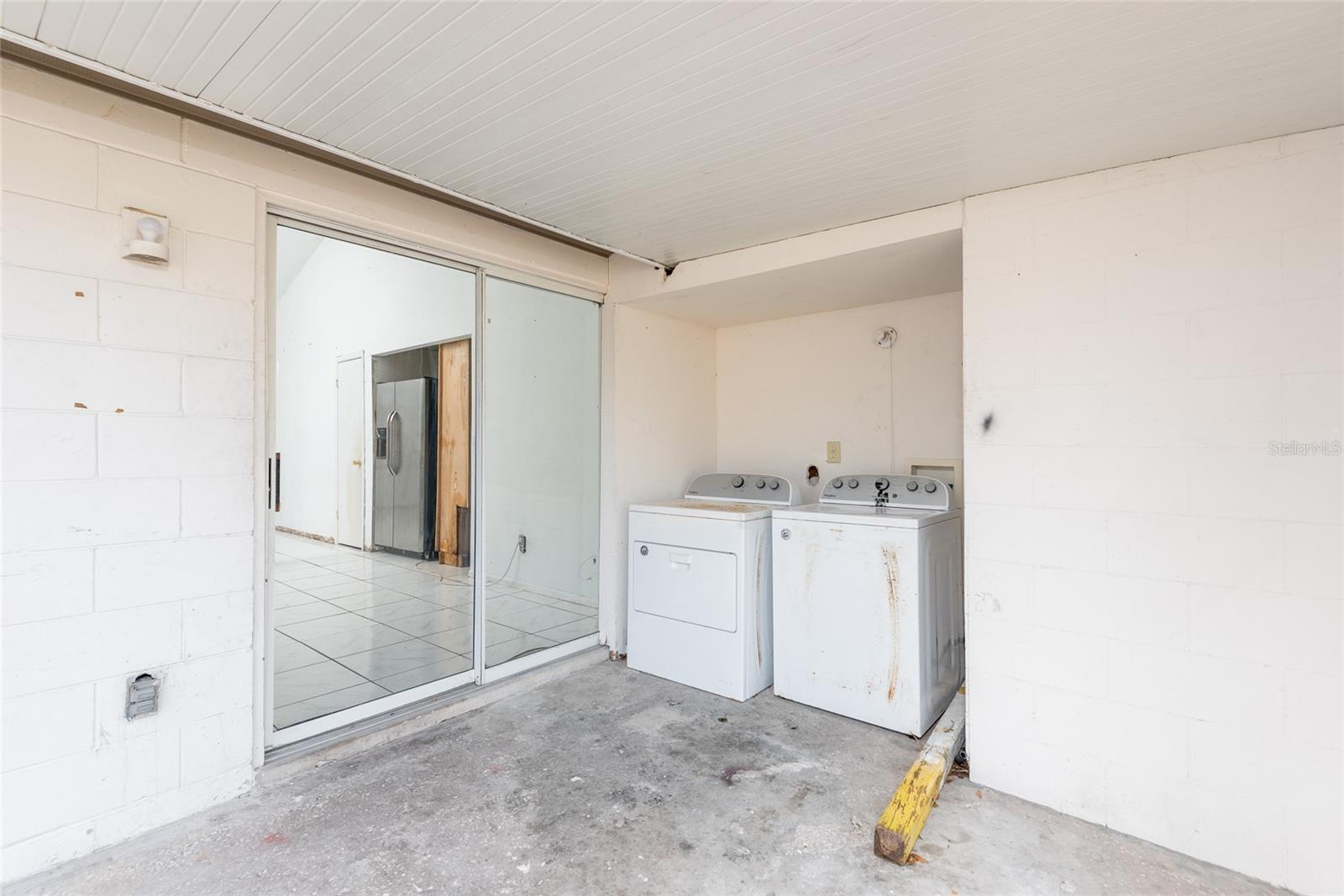 10205 BELLHURST CT, TAMPA, FL, 33615