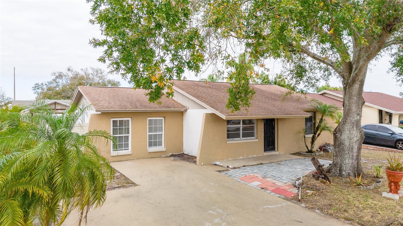 10205 BELLHURST CT, TAMPA, FL, 33615