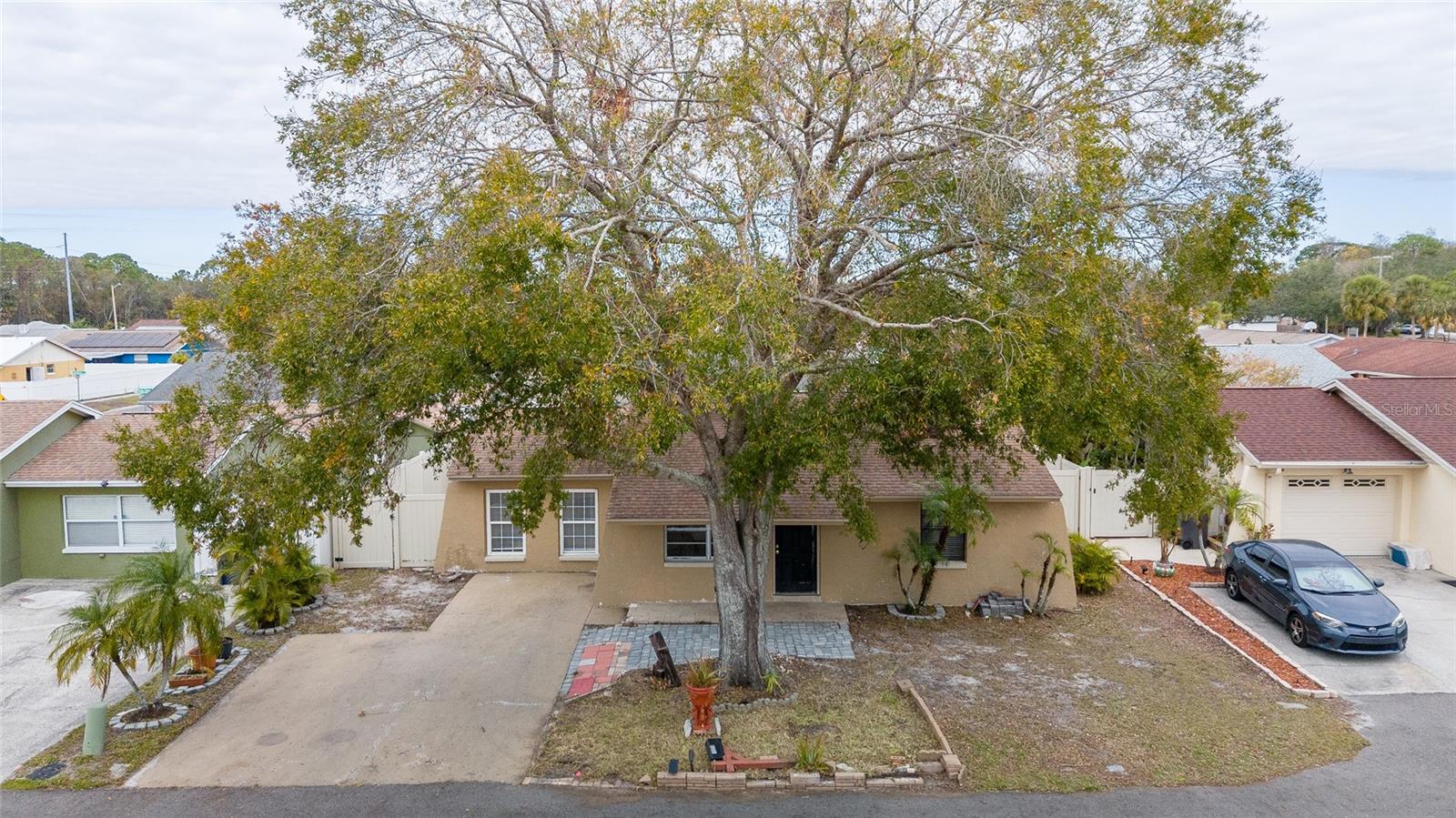 10205 BELLHURST CT, TAMPA, FL, 33615