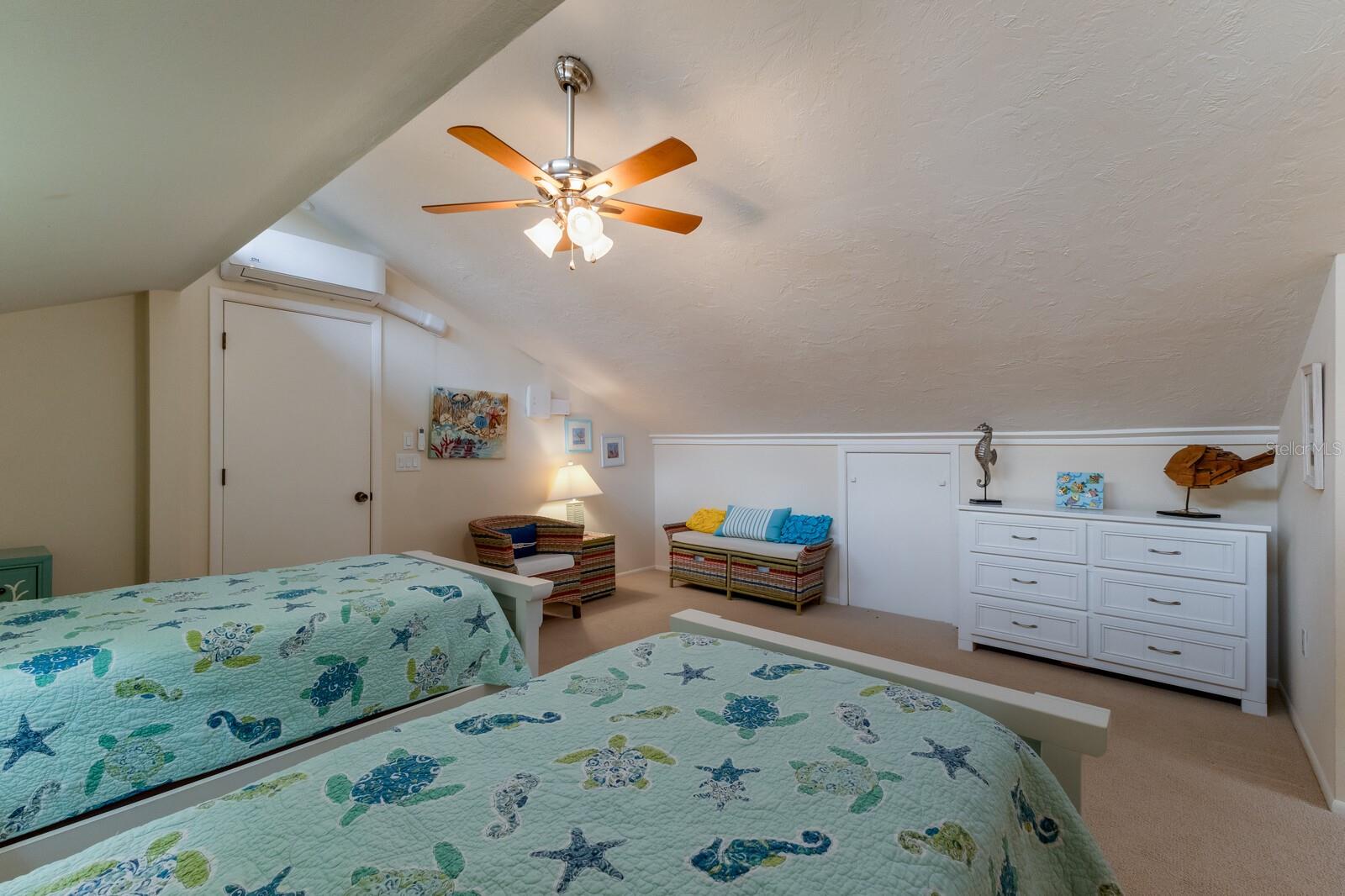 1225 S VIEW DR, SARASOTA, FL, 34242