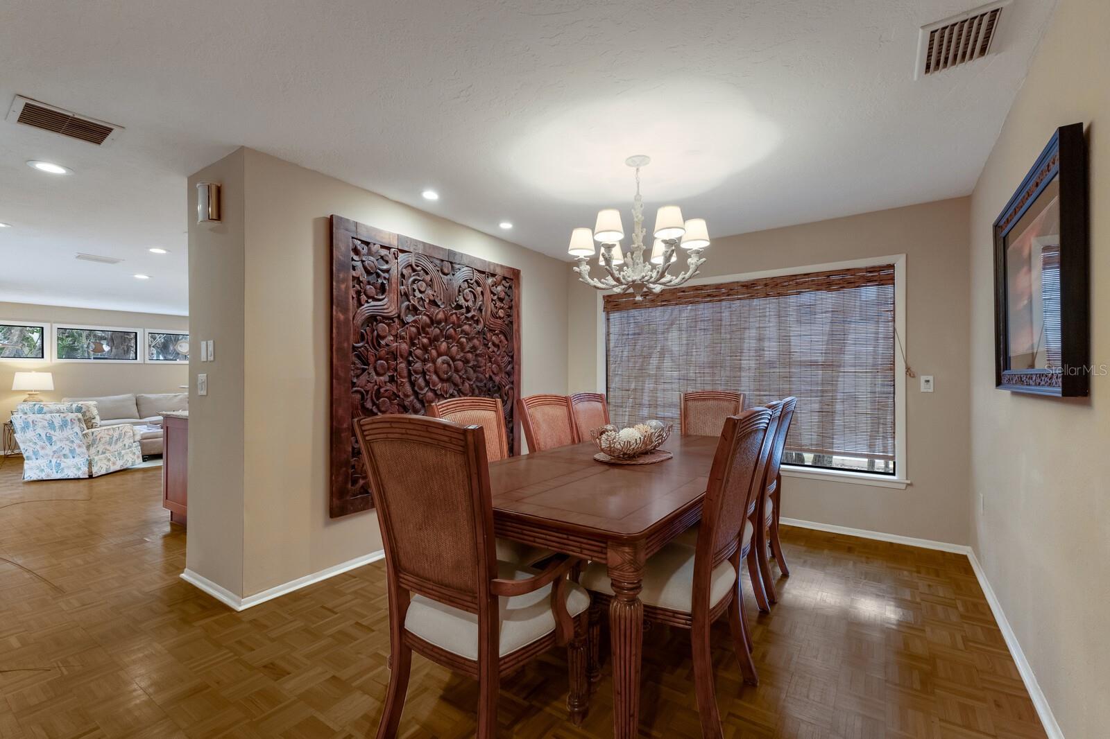 1225 S VIEW DR, SARASOTA, FL, 34242