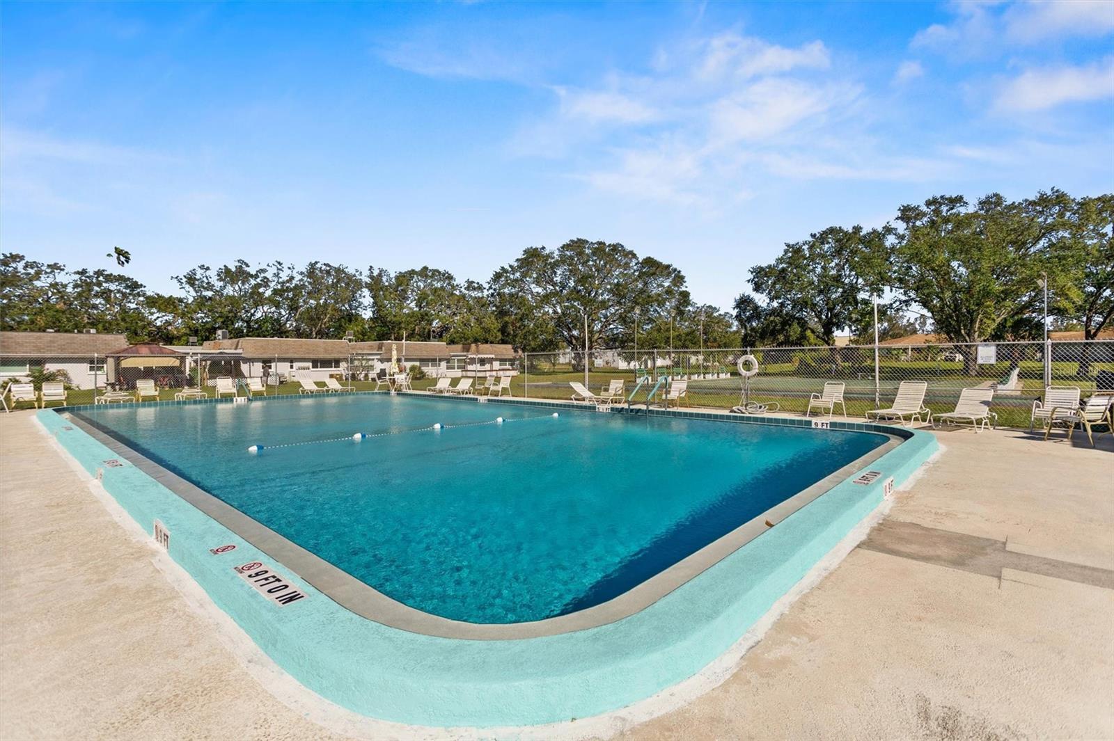 6815 VERSAILLES N, PINELLAS PARK, FL, 33781