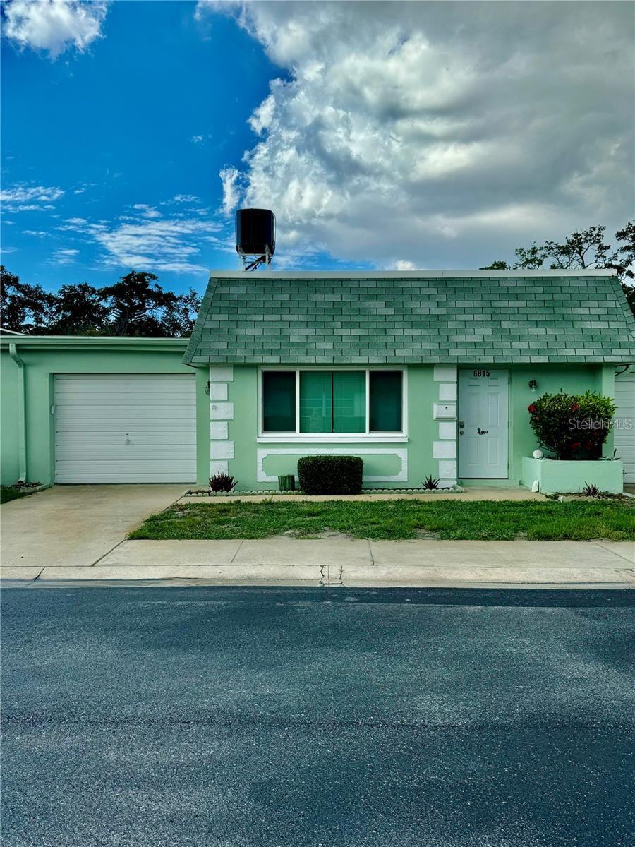 6815 VERSAILLES N, PINELLAS PARK, FL, 33781