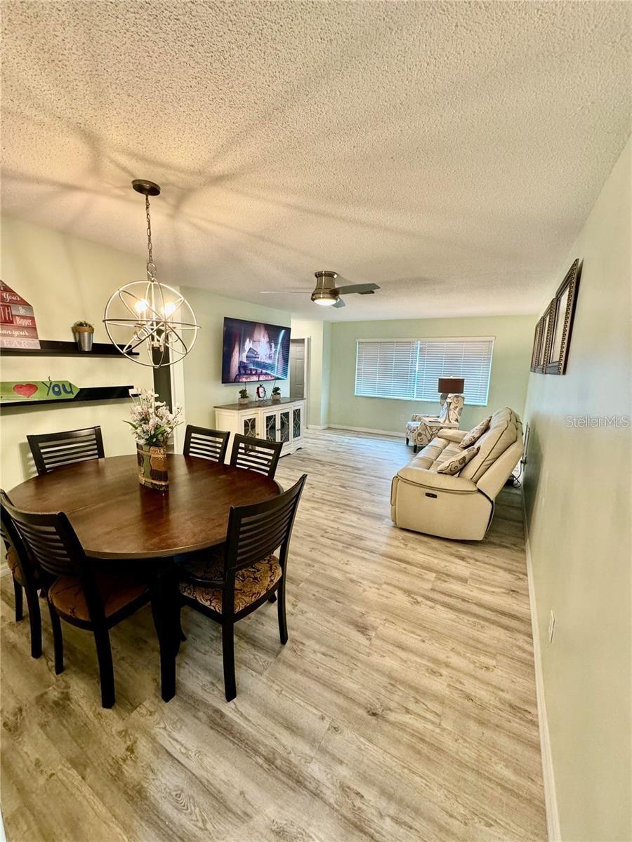 6815 VERSAILLES N, PINELLAS PARK, FL, 33781