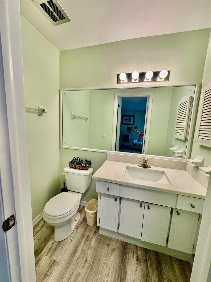 6815 VERSAILLES N, PINELLAS PARK, FL, 33781