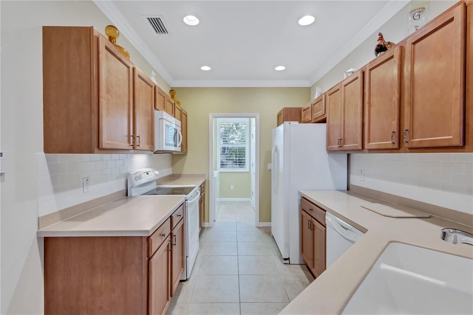 3766 82ND AVENUE CIR E #106, SARASOTA, FL, 34243