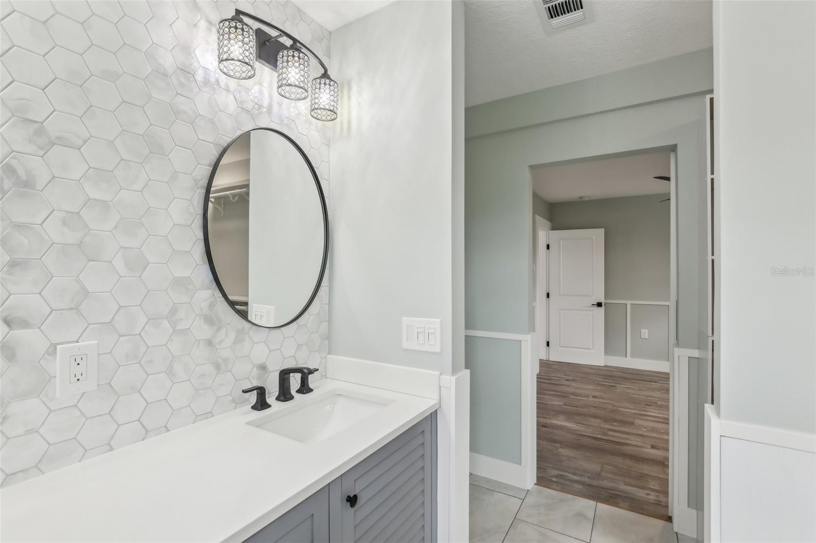 126 90TH AVE, TREASURE ISLAND, FL, 33706