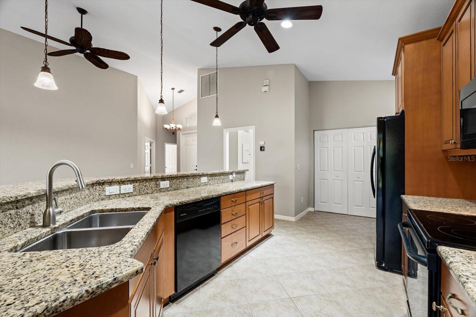 6414 42ND ST E, SARASOTA, FL, 34243