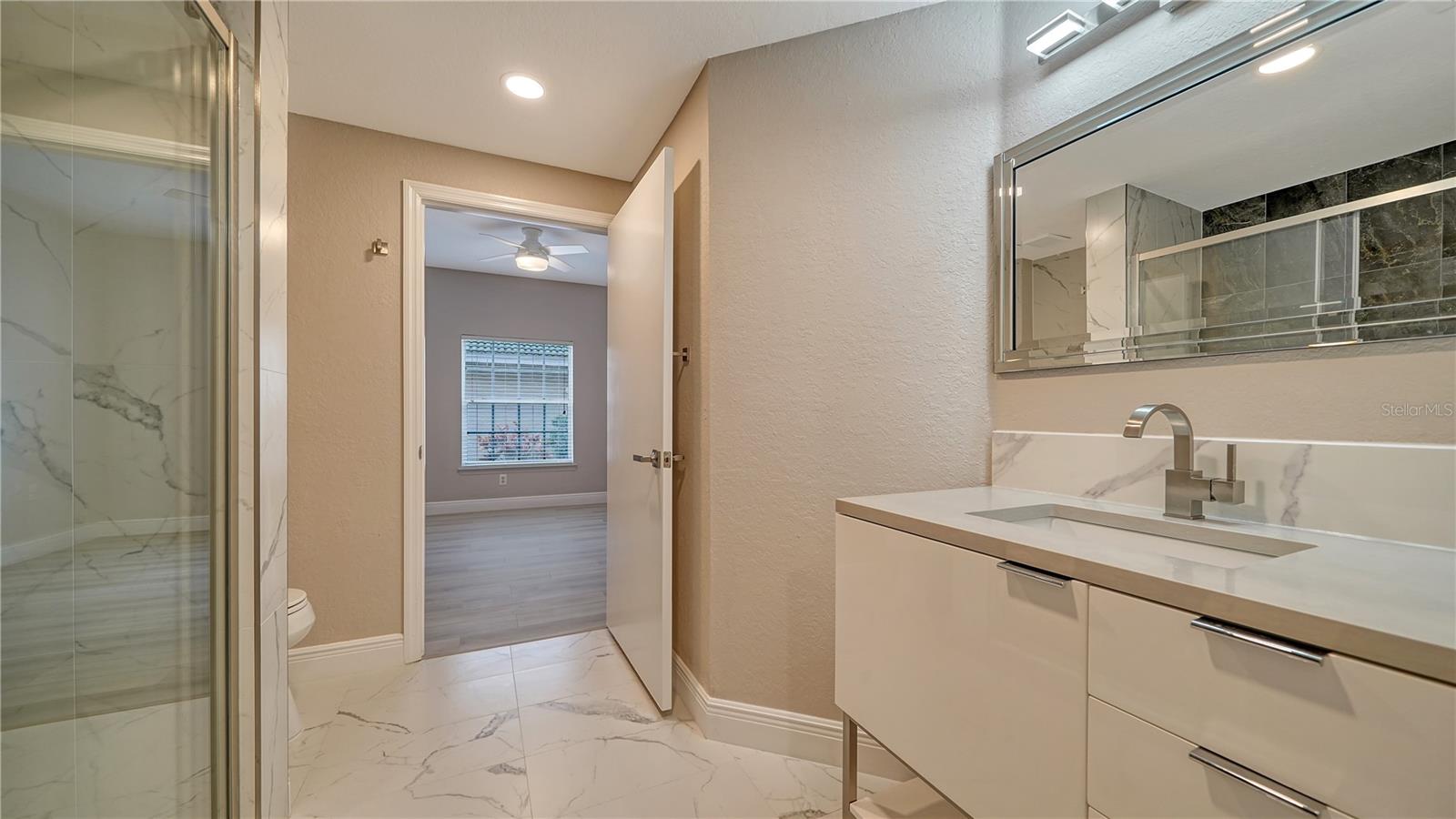 5180 NORTHRIDGE RD #101, SARASOTA, FL, 34238