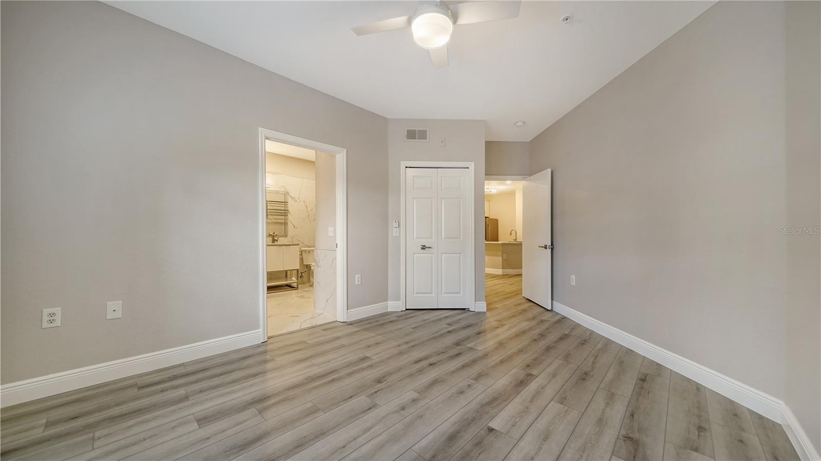 5180 NORTHRIDGE RD #101, SARASOTA, FL, 34238