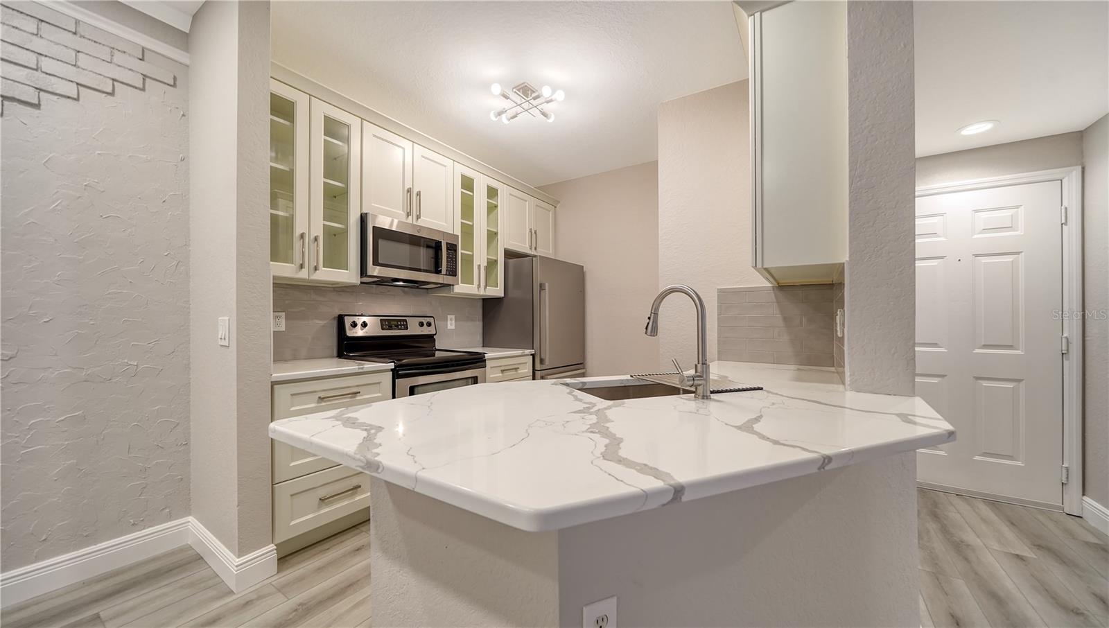 5180 NORTHRIDGE RD #101, SARASOTA, FL, 34238