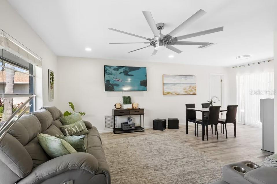 5809 IMPERIAL KY, TAMPA, FL, 33615
