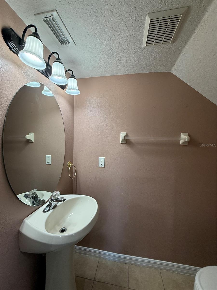 2060 PORTCASTLE CIR, WINTER GARDEN, FL, 34787