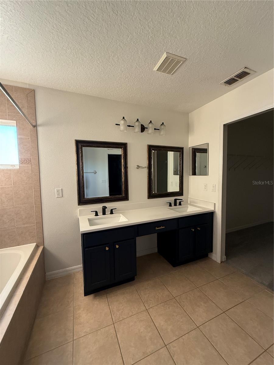 2060 PORTCASTLE CIR, WINTER GARDEN, FL, 34787