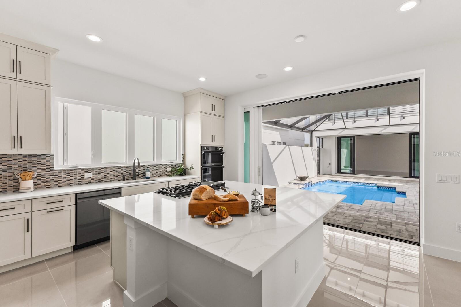 5902 RED MANGROVE LN, BRADENTON, FL, 34210