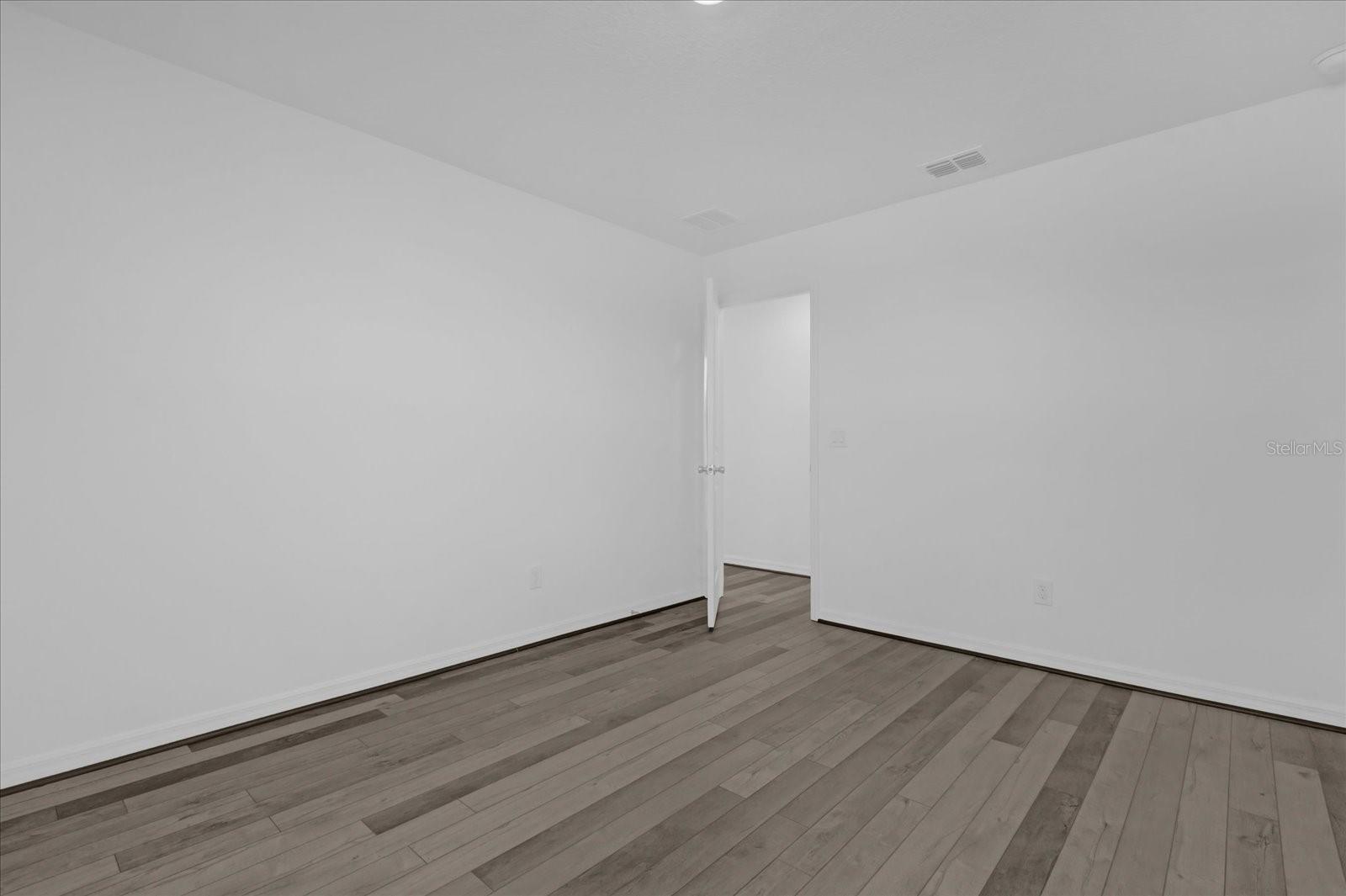 9118 WAVERLY WALK DR, ORLANDO, FL, 32817