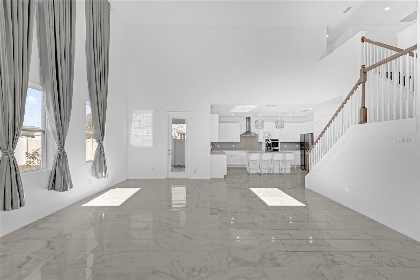 9118 WAVERLY WALK DR, ORLANDO, FL, 32817