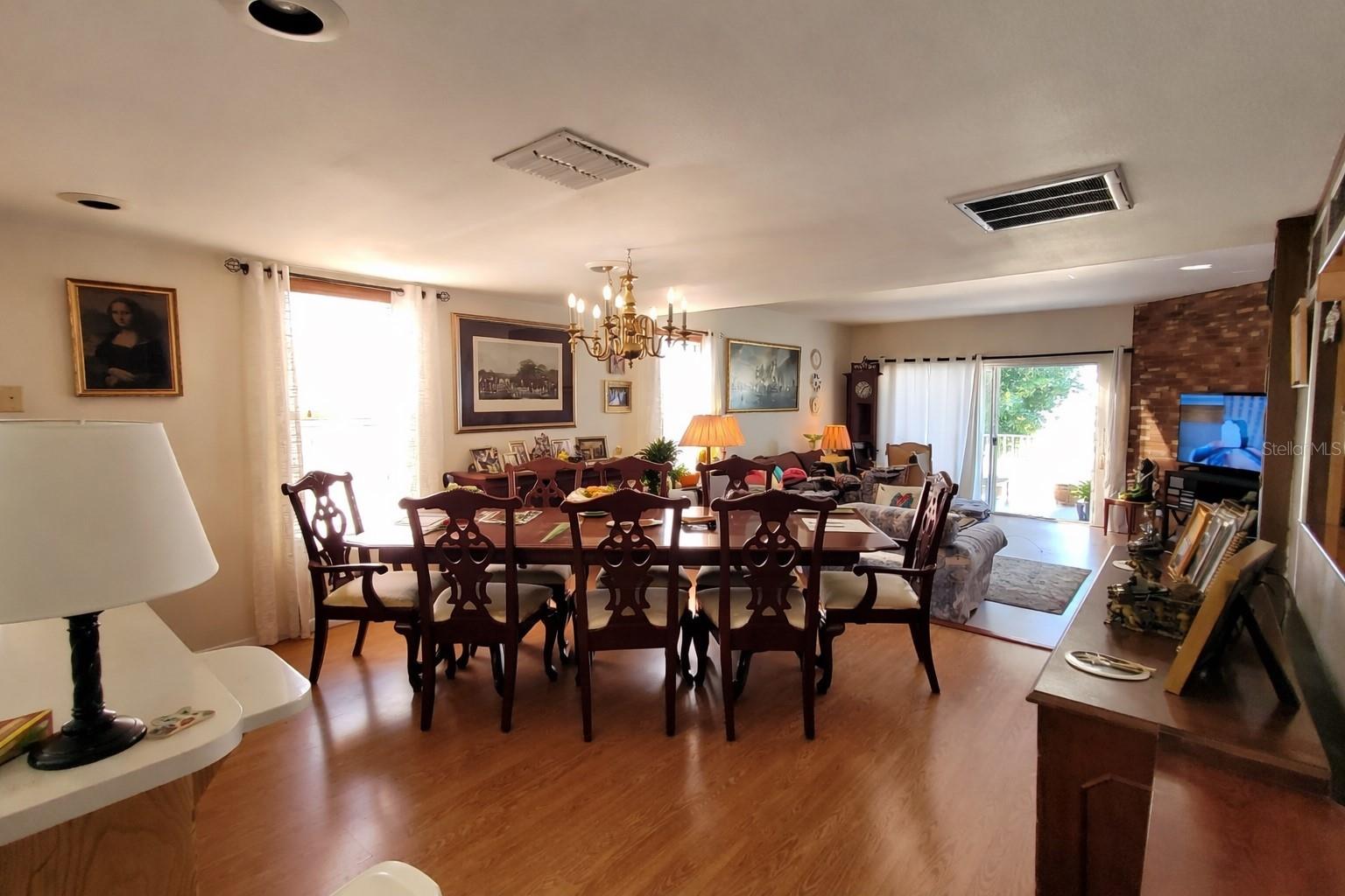 255 CAPRI CIR N #17, TREASURE ISLAND, FL, 33706