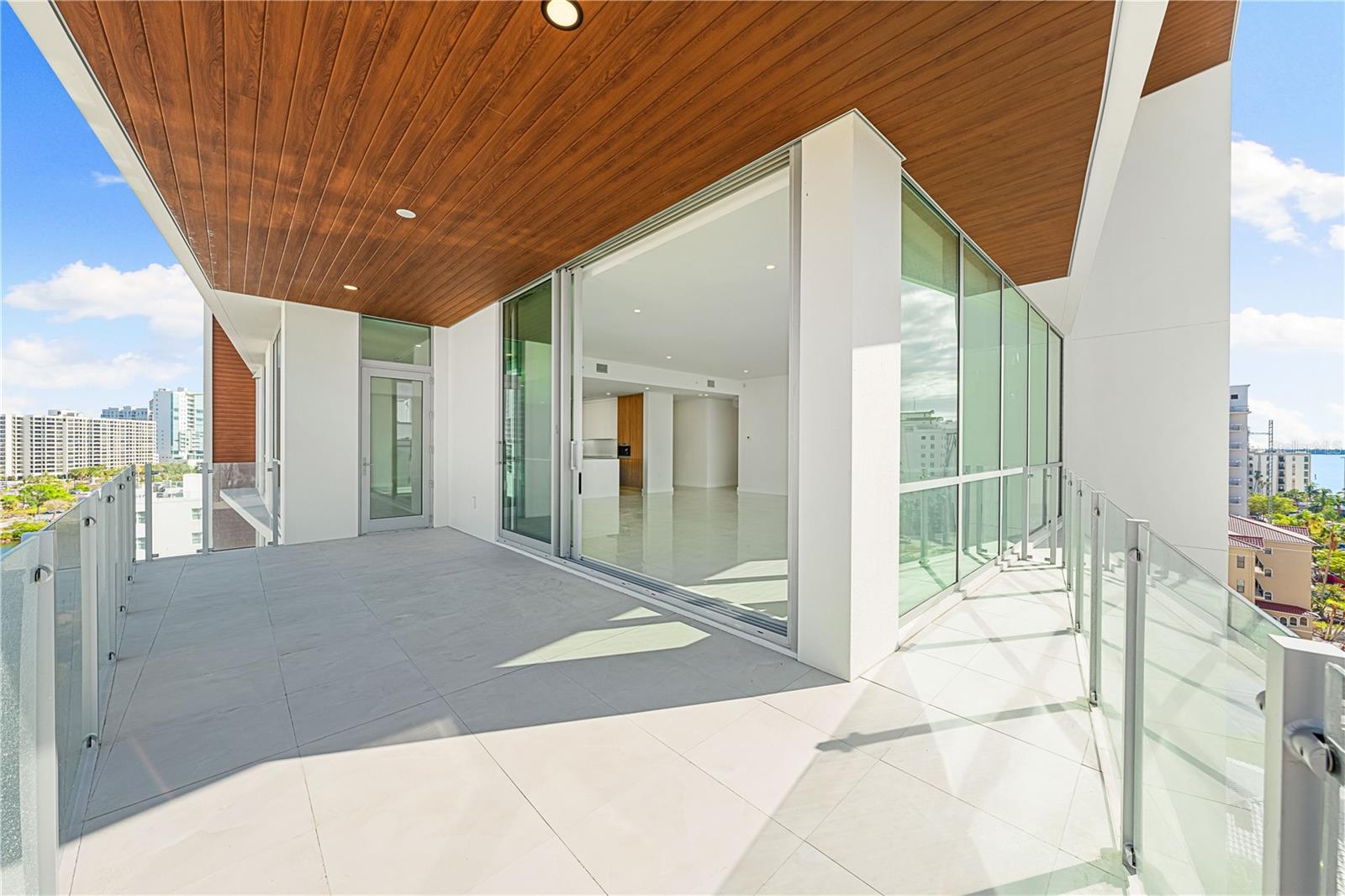 111 GOLDEN GATE PT #701PH, SARASOTA, FL, 34236