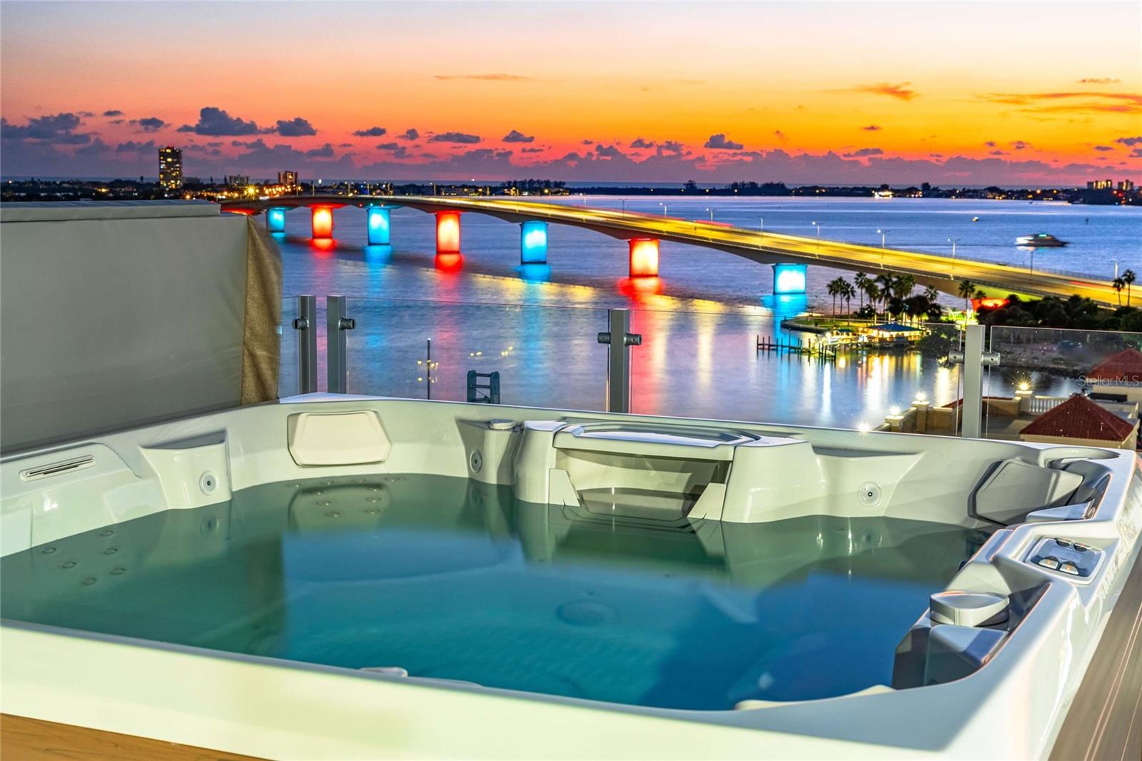 111 GOLDEN GATE PT #701PH, SARASOTA, FL, 34236