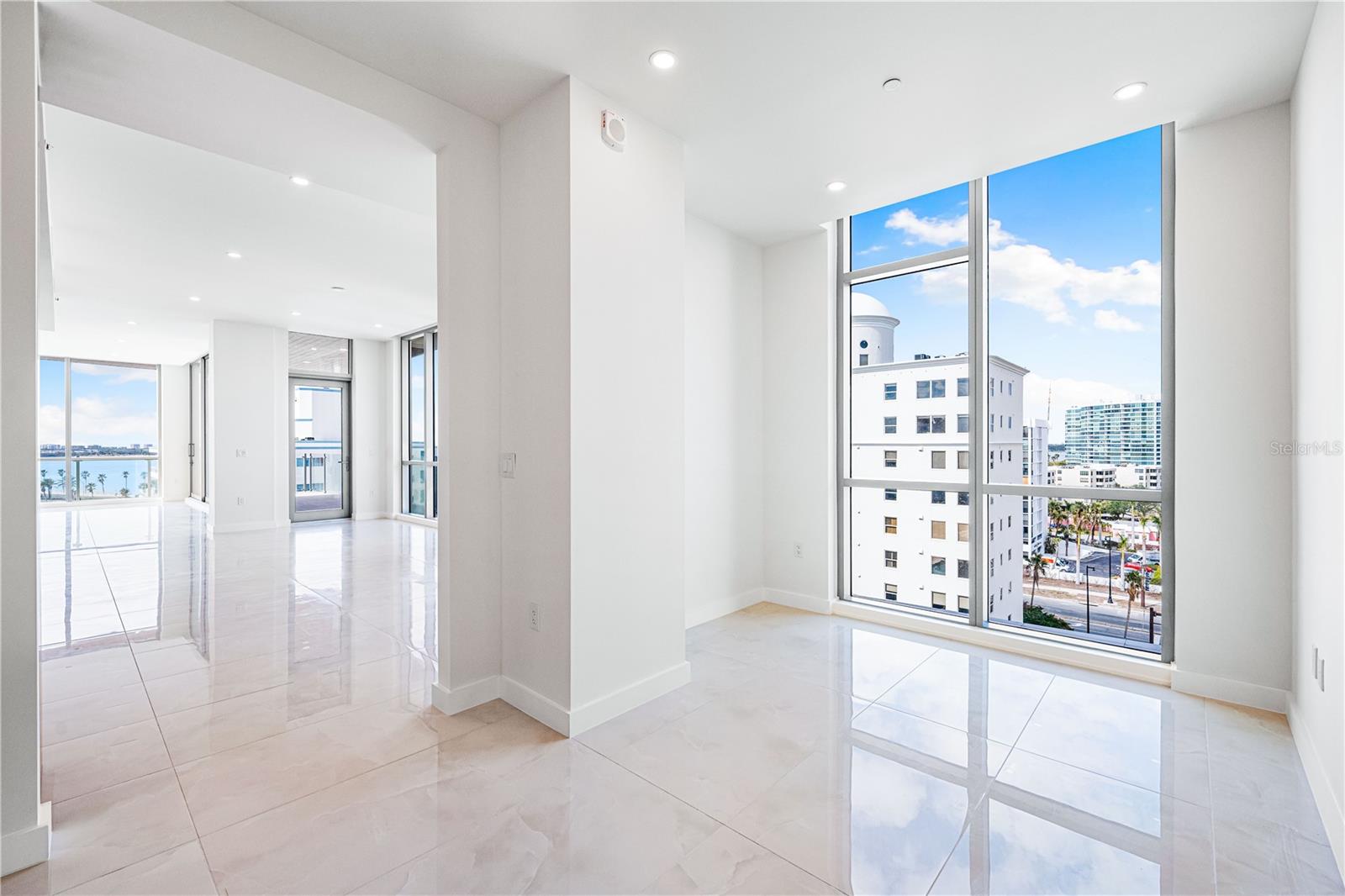 111 GOLDEN GATE PT #701PH, SARASOTA, FL, 34236