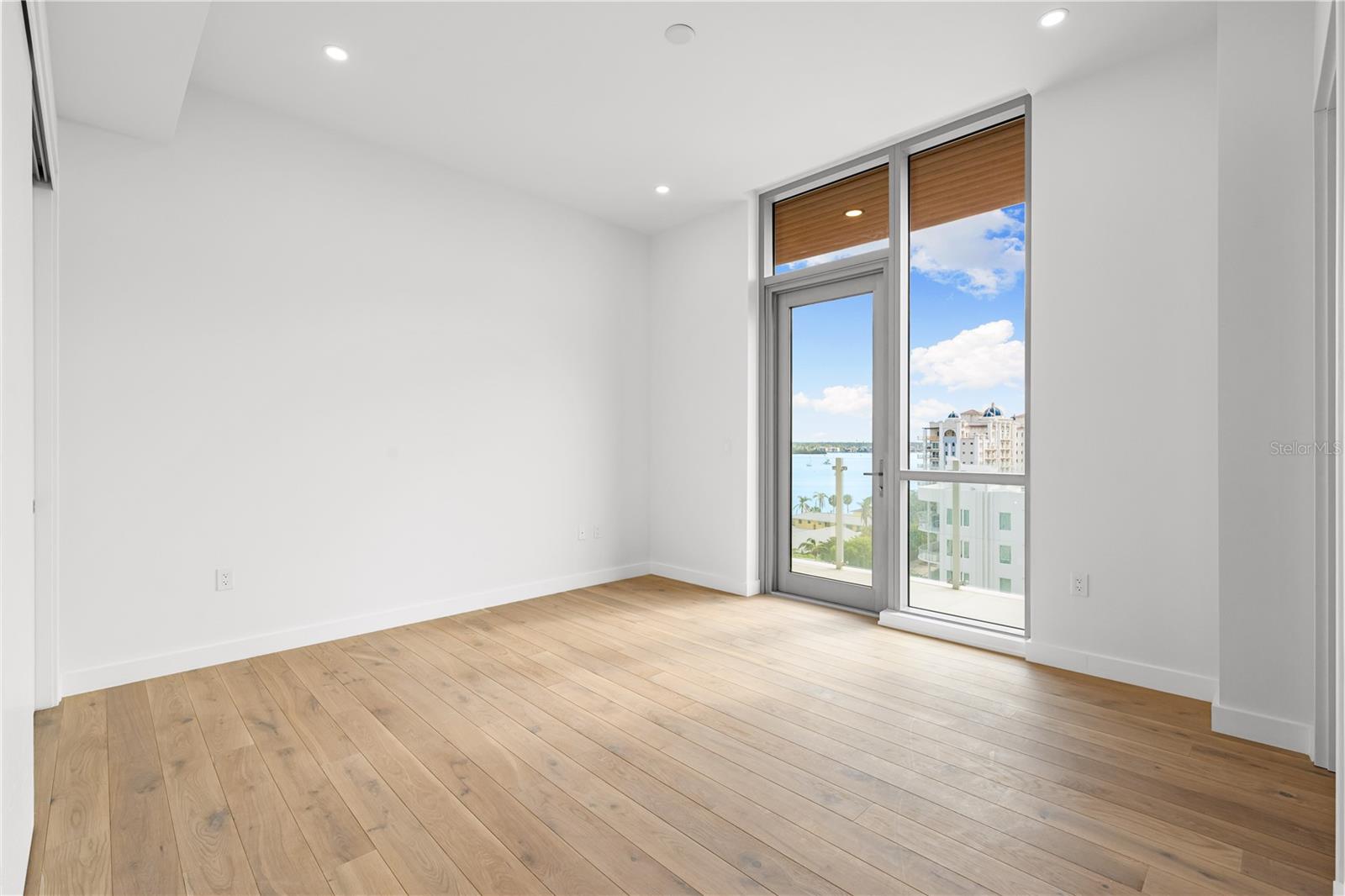 111 GOLDEN GATE PT #701PH, SARASOTA, FL, 34236