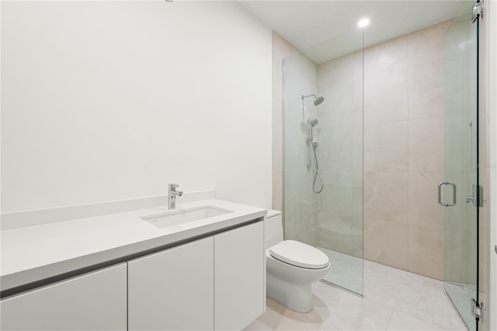 111 GOLDEN GATE PT #701PH, SARASOTA, FL, 34236