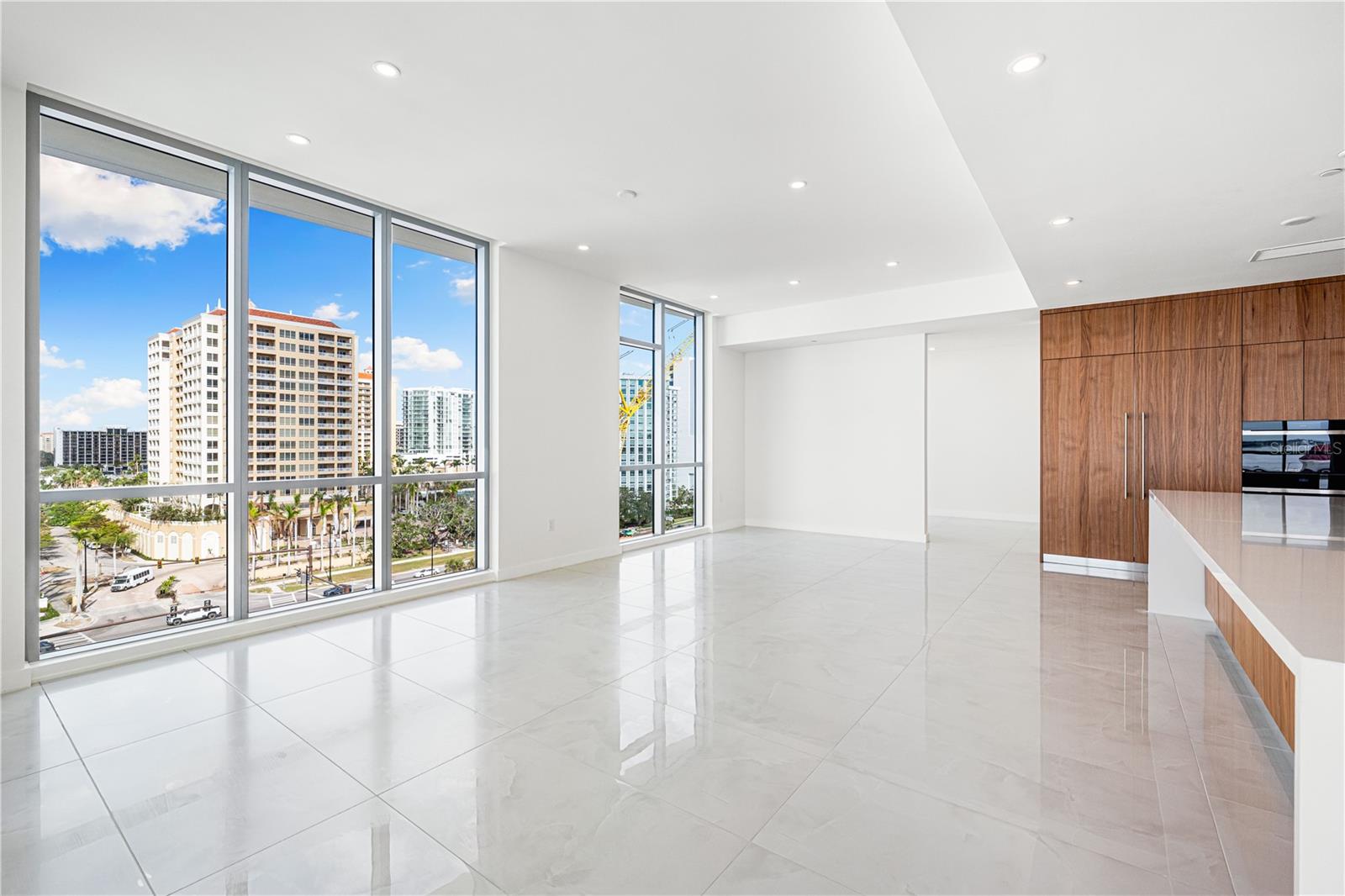 111 GOLDEN GATE PT #701PH, SARASOTA, FL, 34236