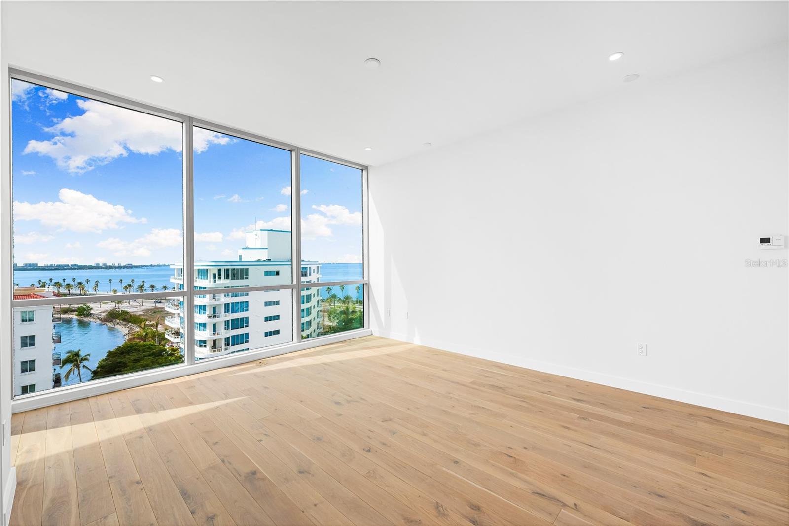 111 GOLDEN GATE PT #701PH, SARASOTA, FL, 34236