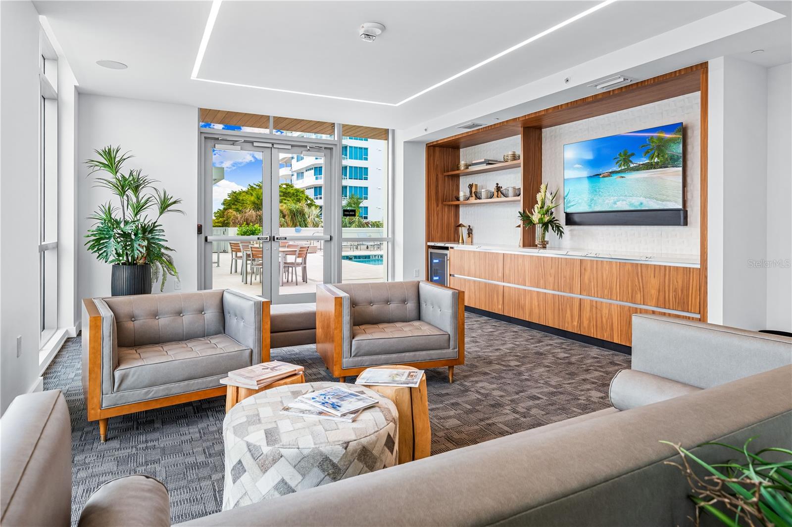 111 GOLDEN GATE PT #701PH, SARASOTA, FL, 34236