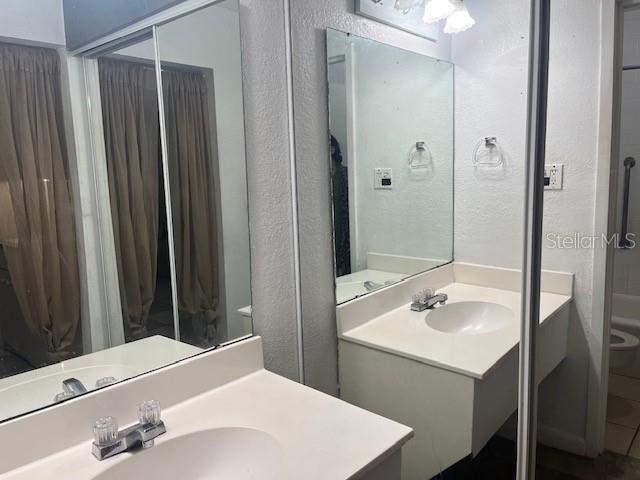 P4933330 Property Photo