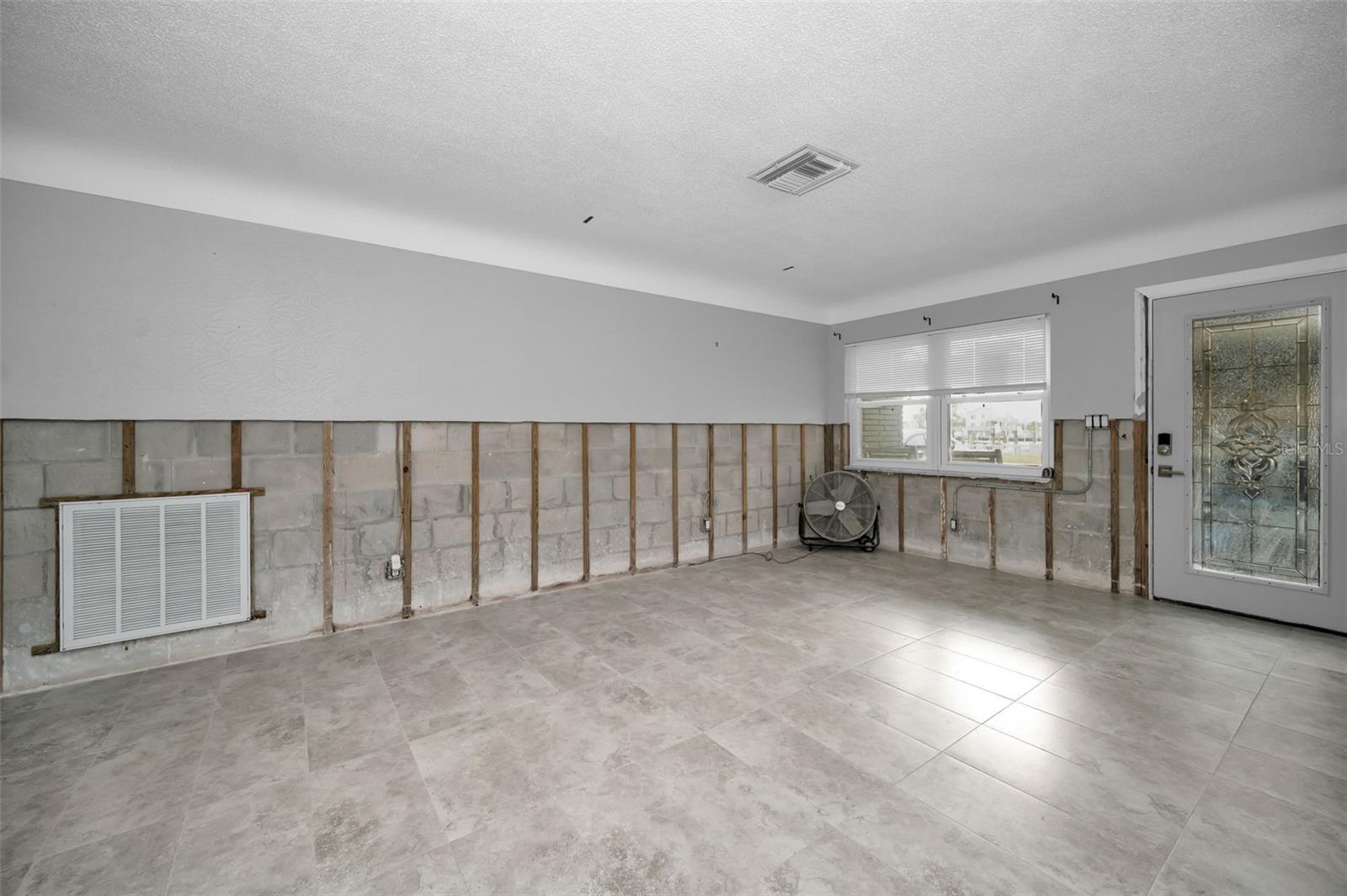 176 175TH AVE E, REDINGTON SHORES, FL, 33708