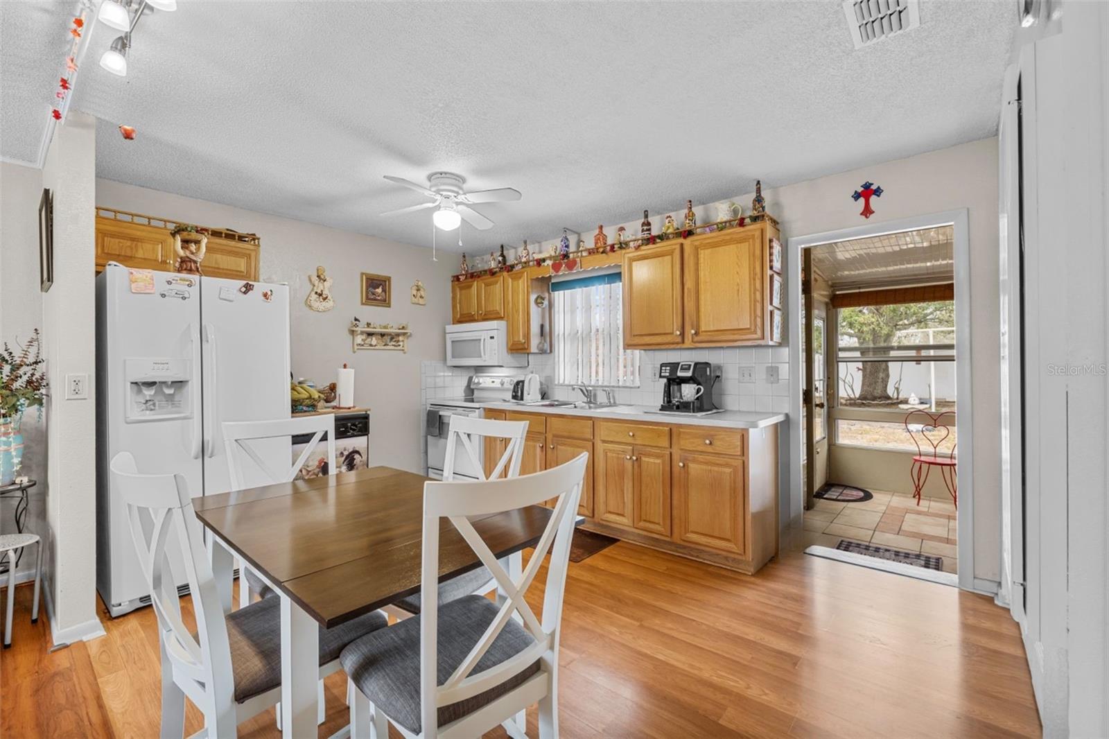 1423 THOUSAND ROSES DR N, LAKE WALES, FL, 33853